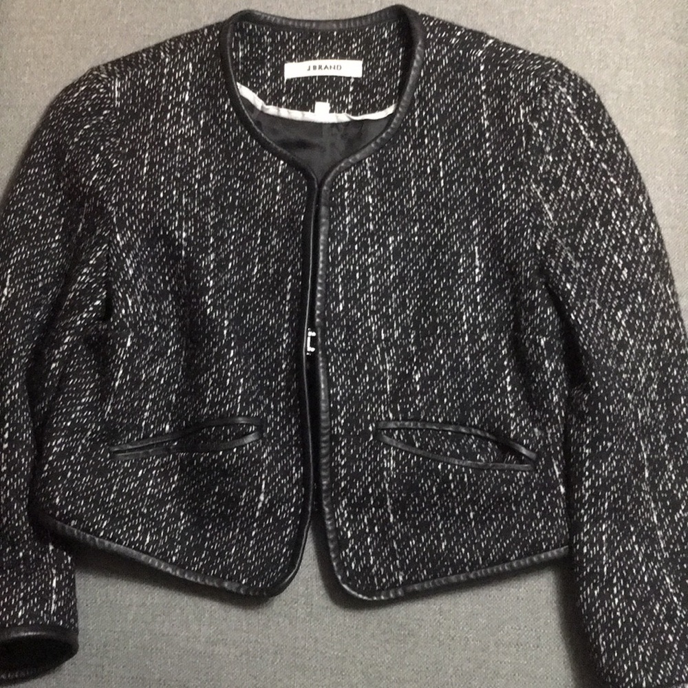 Tweed cropped jacket